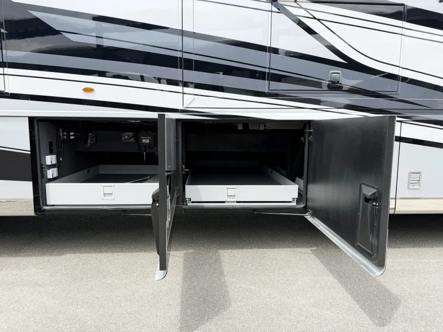 2026 Newmar Dutch Star 4369 | Photo 29 of 34