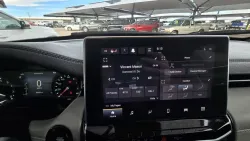 2024 Jeep Compass | Thumbnail Photo 19 of 29