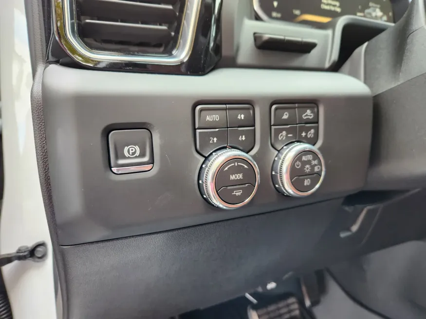 2026 GMC Sierra 2500HD Denali Ultimate | Photo 6 of 31