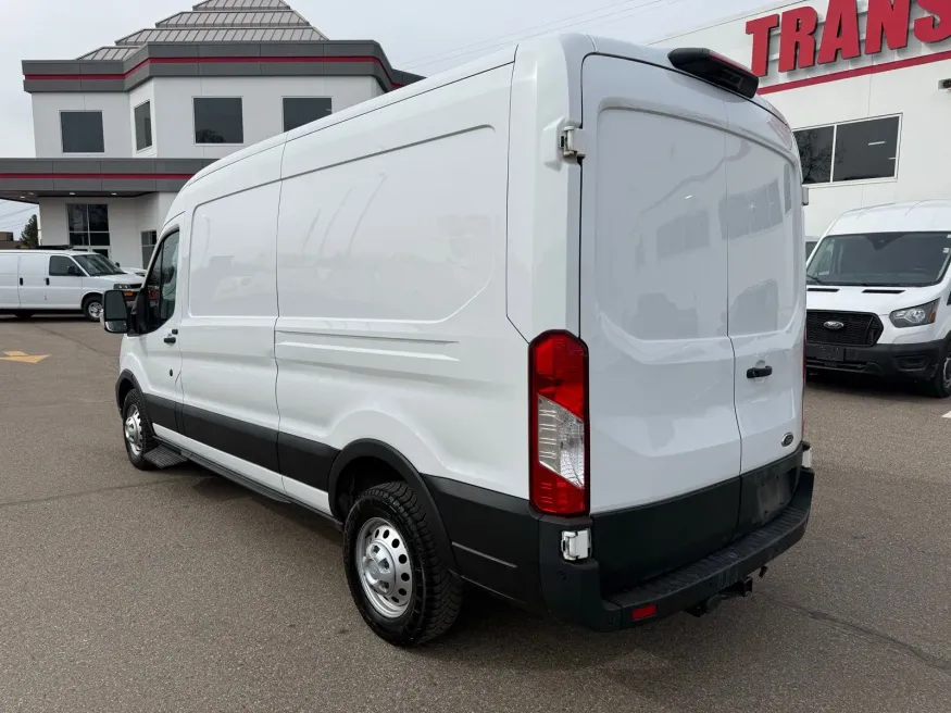 2021 Ford Transit | Photo 4 of 20