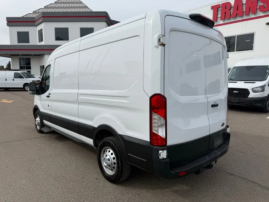 2021 Ford Transit | Photo 4 of 20