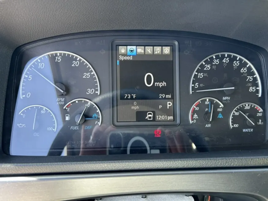2027 Freightliner M2 106 | Photo 11 of 12