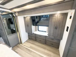 2026 Newmar Dutch Star 4369 | Thumbnail Photo 14 of 30