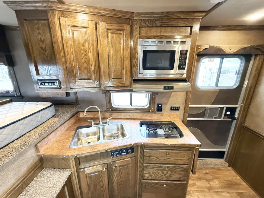 2015 Sooner 5HLQ | Photo 7 of 23