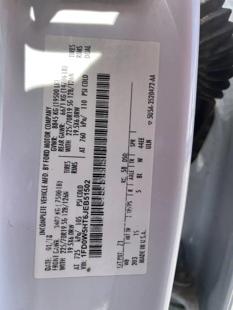 2018 Ford F-550 | Photo 19 of 20