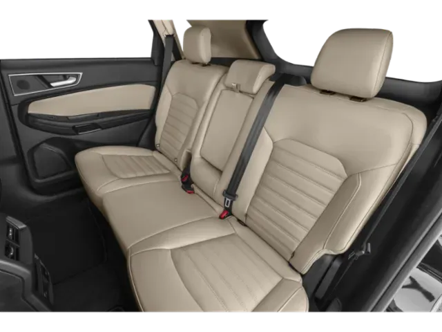 2023 Ford Edge | Photo 9 of 12