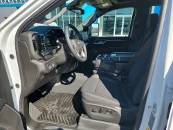 2025 Chevrolet Silverado 3500HD LT | Thumbnail Photo 11 of 18