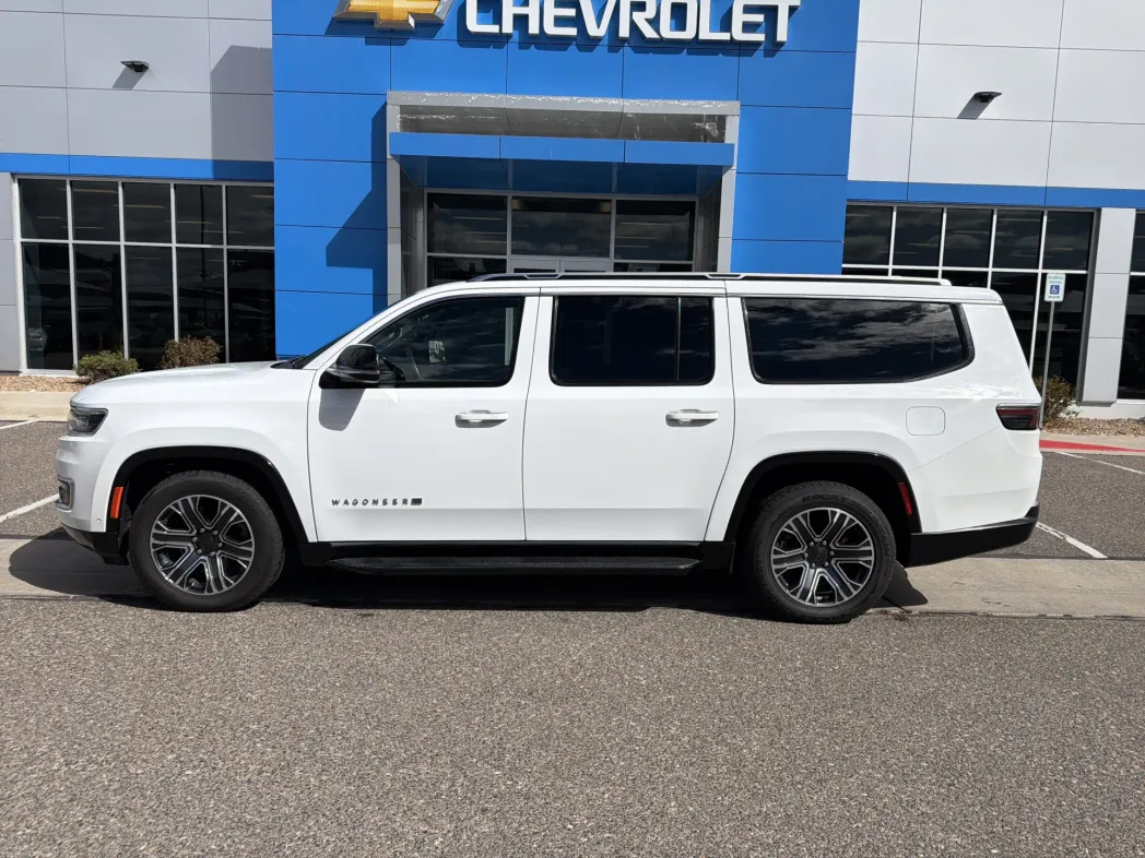 2023 Jeep Wagoneer L Series II 
