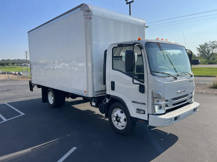 2024 Isuzu NPR | Photo 14 of 14