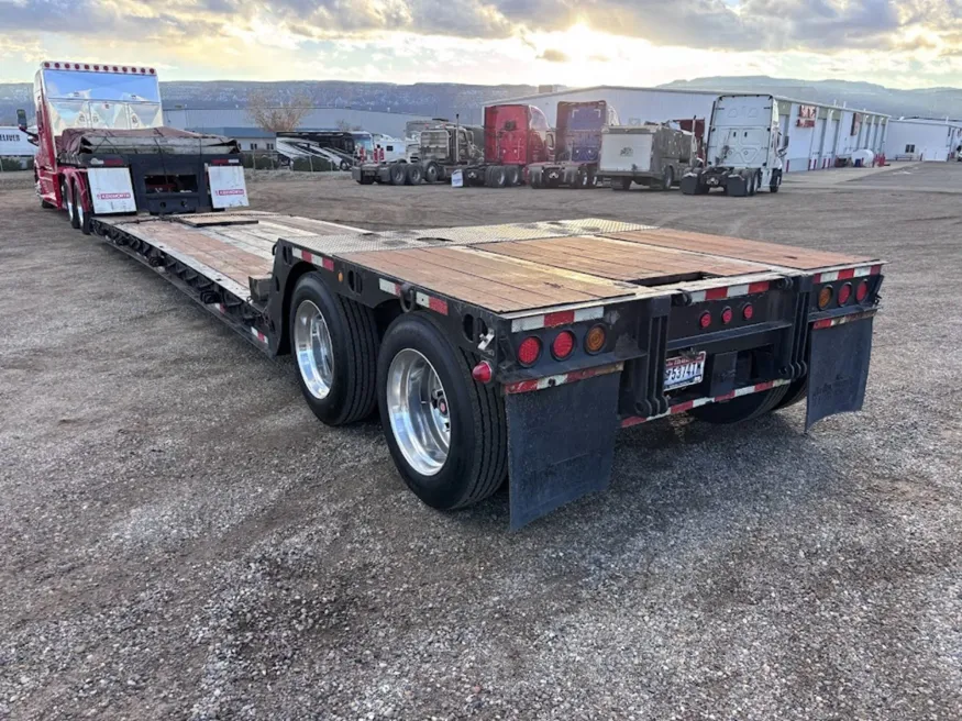2000 Dynaweld Lowboy | Photo 5 of 6