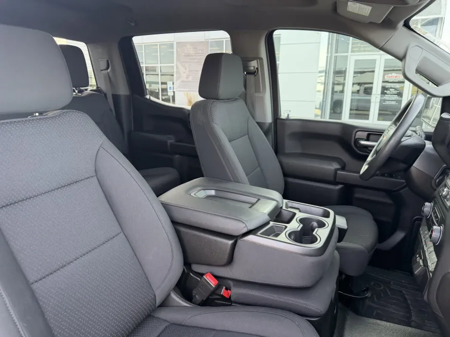 2022 Chevrolet Silverado 1500 Work Truck | Photo 11 of 17