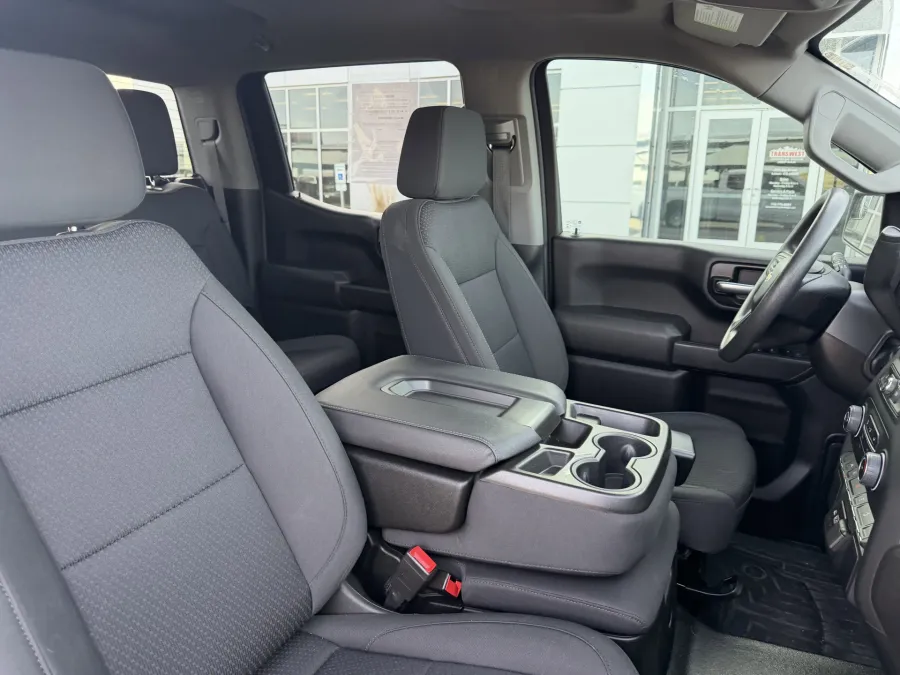 2022 Chevrolet Silverado 1500 Work Truck | Photo 11 of 17