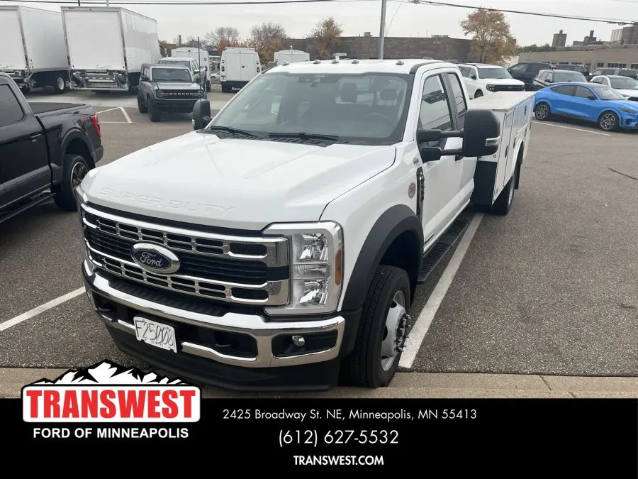 2025 Ford Super Duty F-550 | Photo 1 of 14