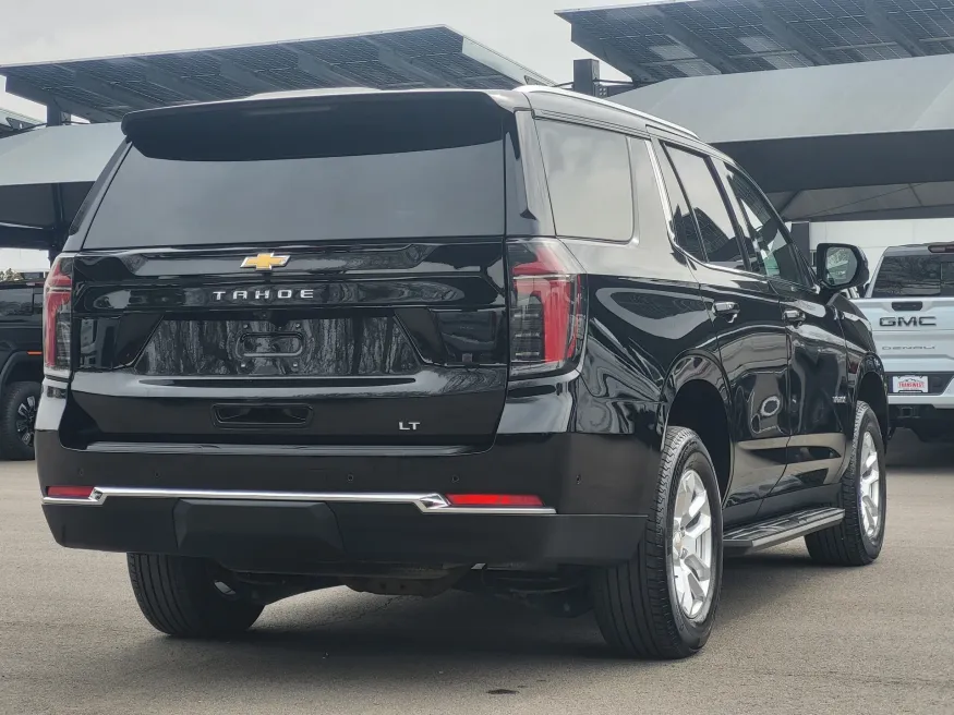 2025 Chevrolet Tahoe LT | Photo 6 of 25