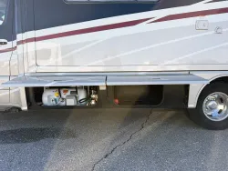 2022 Winnebago Navion 24D | Thumbnail Photo 23 of 23