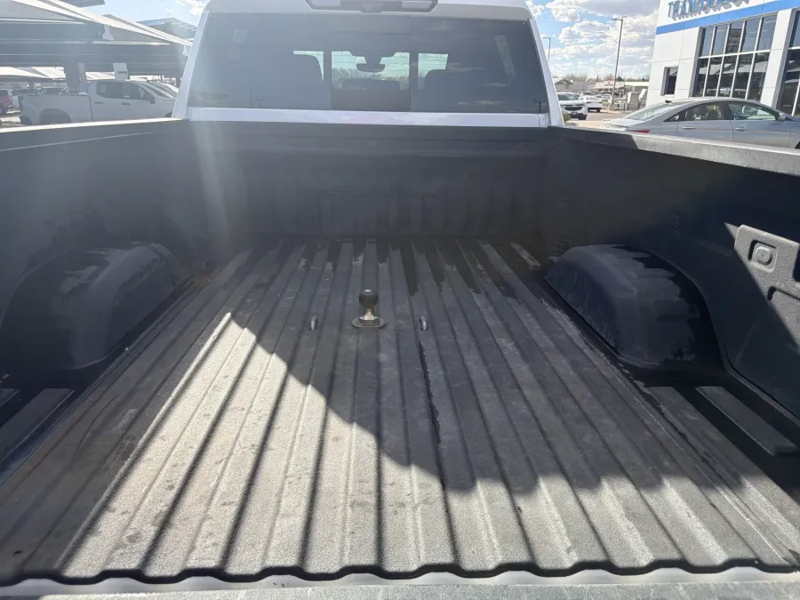 2022 GMC Sierra 2500HD Denali | Photo 8 of 20