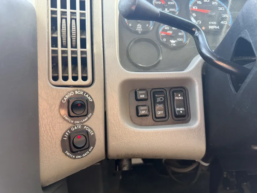 2016 International MA025 | Photo 18 of 23