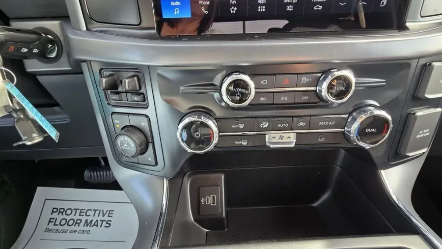 2026 Ford F-150 | Photo 21 of 28