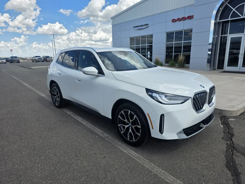 2026 BMW X3 30 XDRIVE's photo