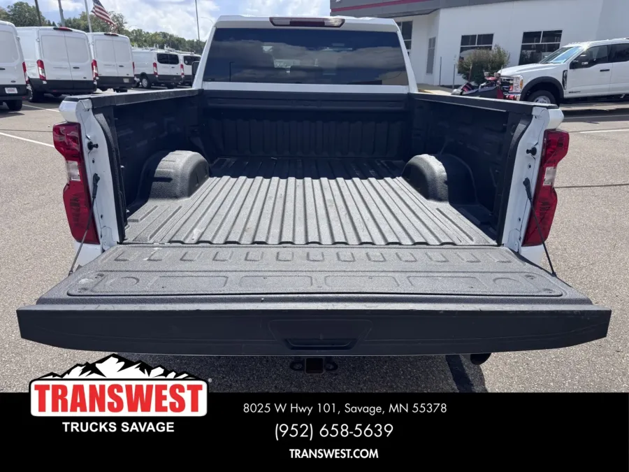 2024 Chevrolet 2500 | Photo 3 of 14