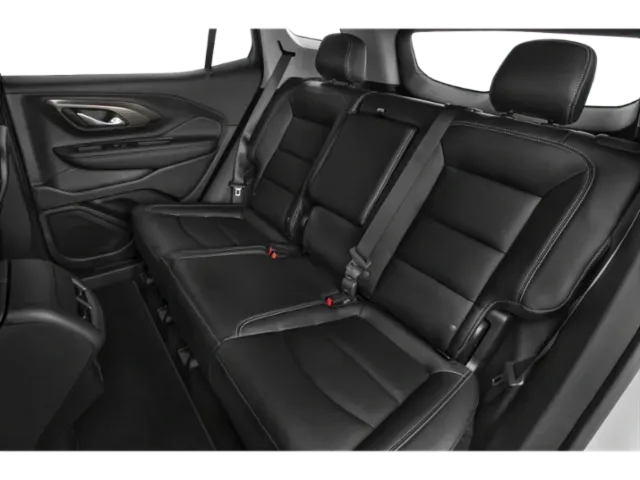 2024 GMC Terrain | Photo 9 of 13