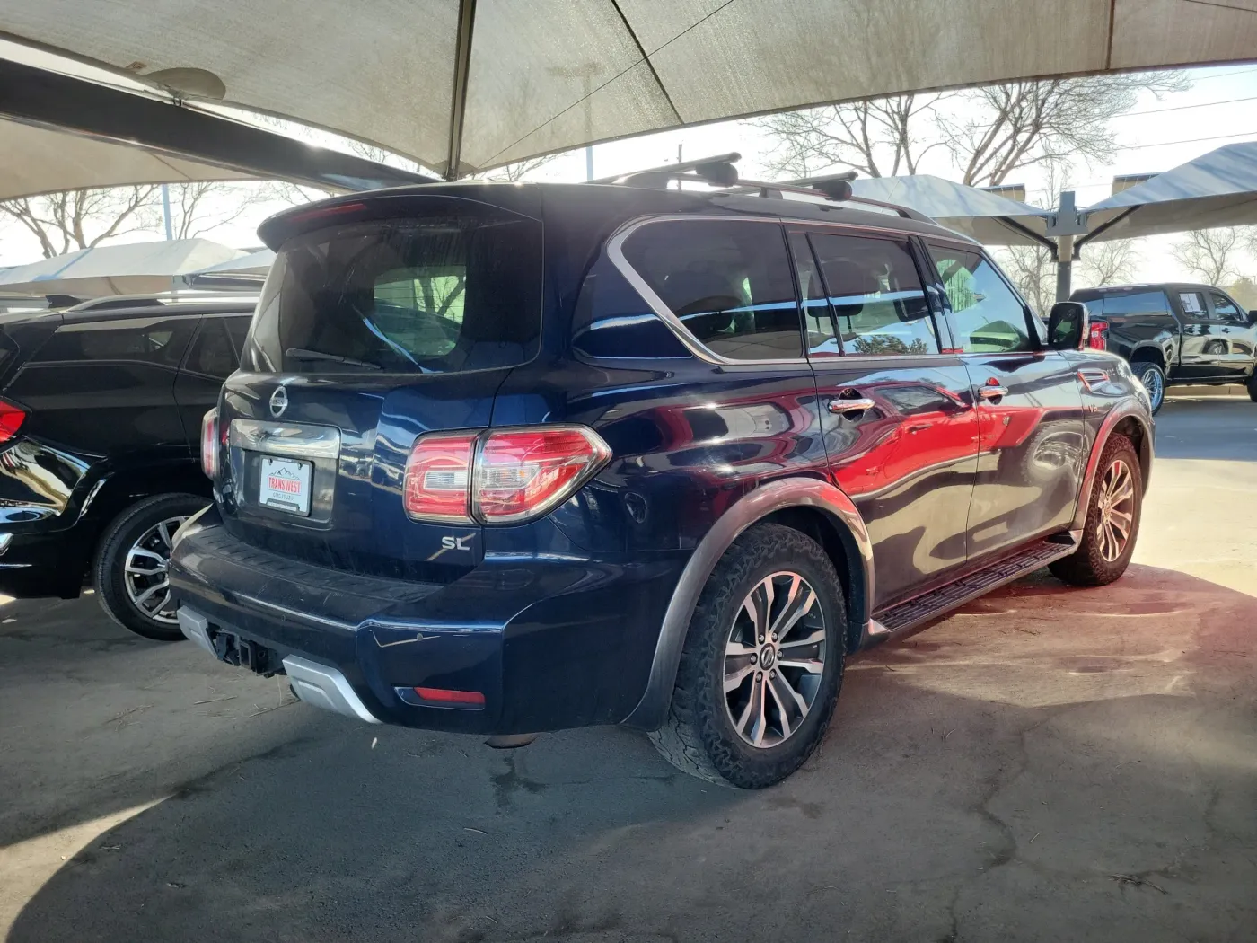 2018 Nissan Armada SL | Photo 3 of 5