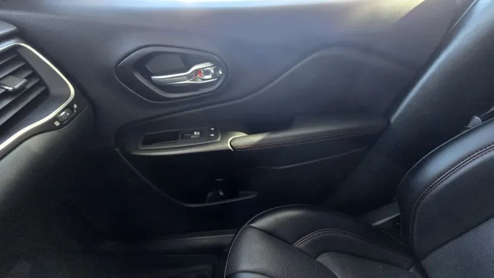 2022 Jeep Cherokee Trailhawk - Photo 26
