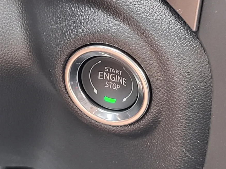 2026 GMC Sierra 1500 Pro | Photo 17 of 24