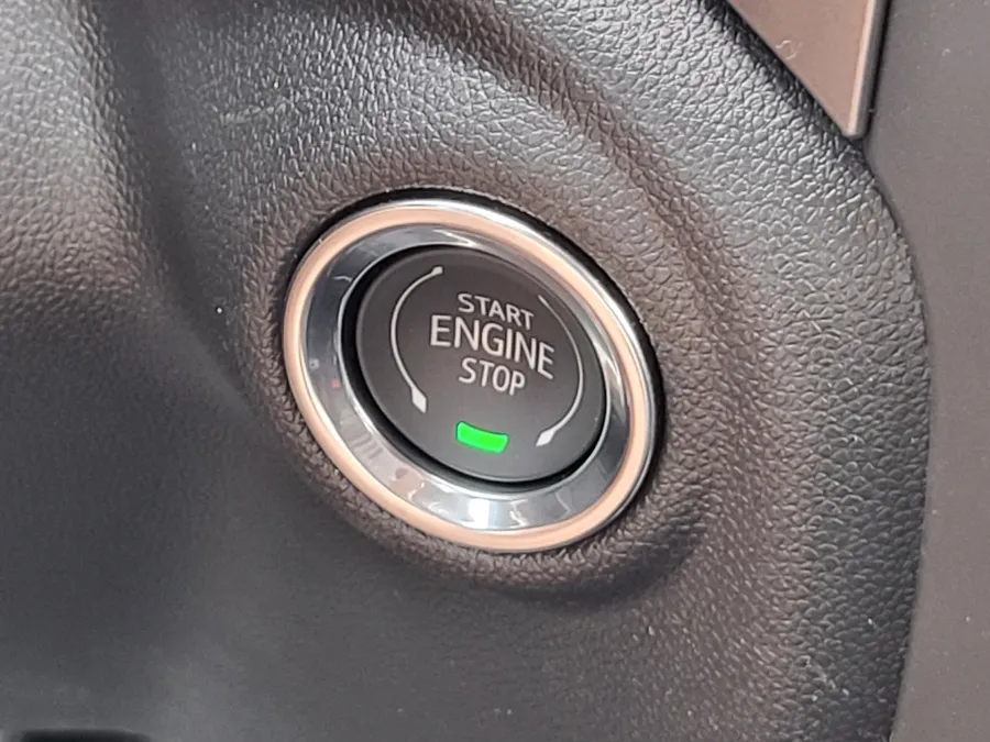 2026 GMC Sierra 1500 Pro | Photo 17 of 24