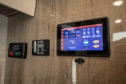 2022 Entegra Qwest 24N | Thumbnail Photo 14 of 22