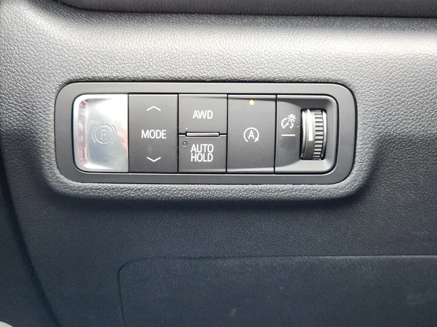 2026 GMC Terrain AT4 | Photo 15 of 23