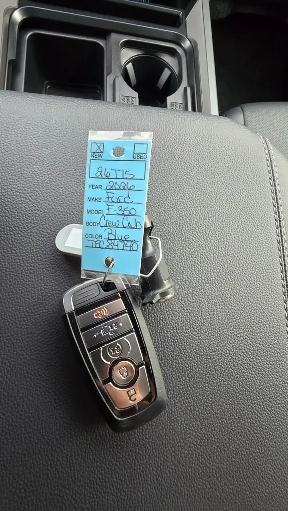 2026 Ford Super Duty F-350 | Photo 28 of 36