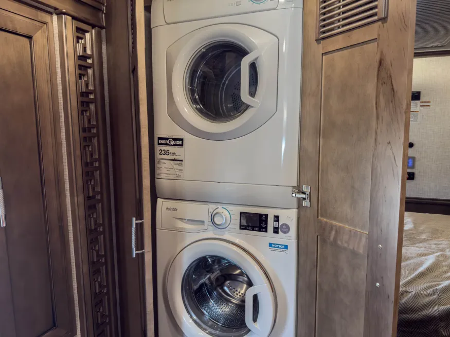 2021 Newmar Ventana 3412 | Photo 25 of 39