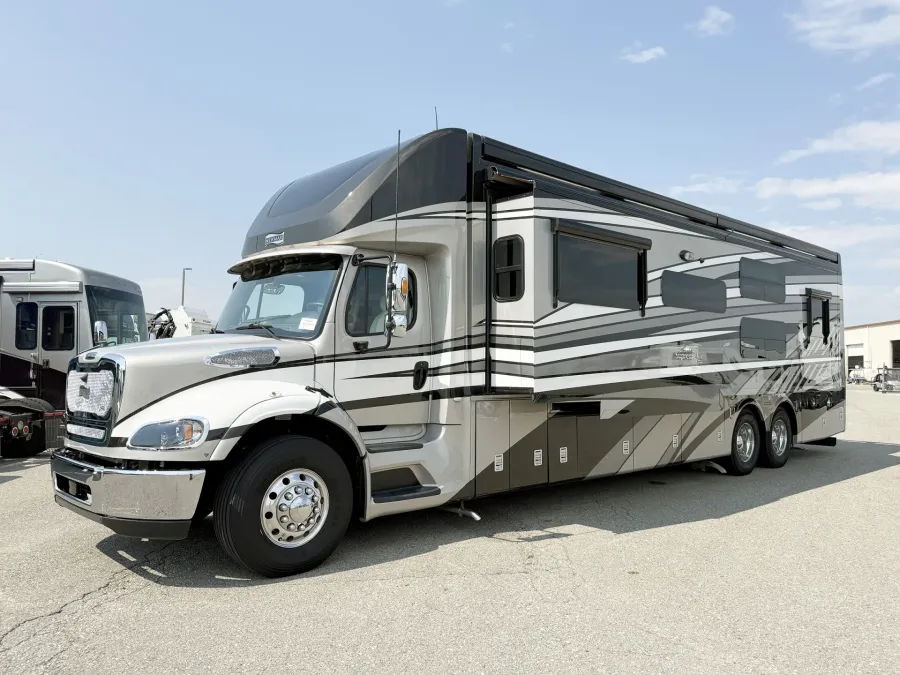 2024 Newmar Supreme Aire 4509 | Photo 23 of 31