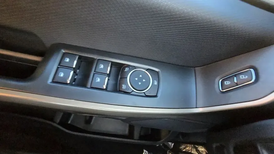 2025 Ford F-150 | Photo 11 of 25