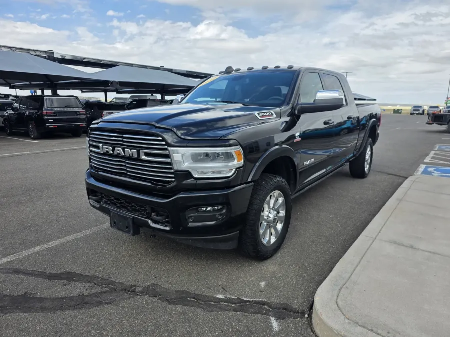 2022 RAM 2500 Laramie | Photo 3 of 27