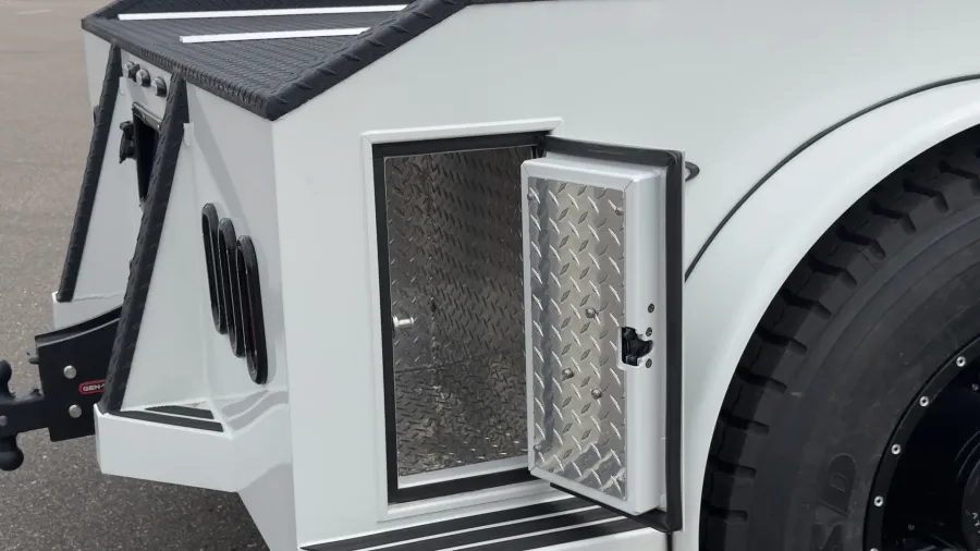 2025 Freightliner M2 106 Summit Hauler | Photo 10 of 22