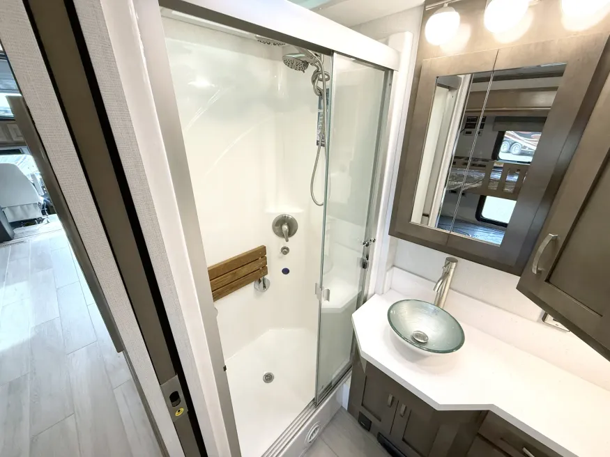 2026 Newmar Super Star 4140 | Photo 14 of 30