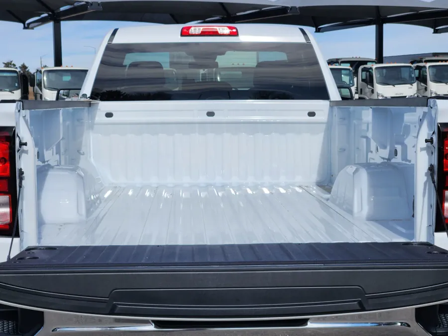 2026 GMC Sierra 1500 Pro | Photo 20 of 22