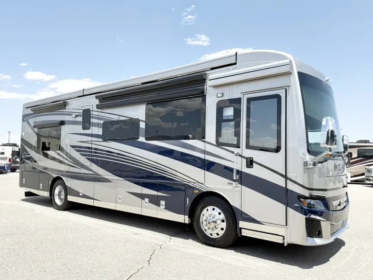 2023 Newmar New Aire 3549