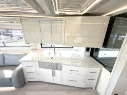 2024 Newmar King Aire 4531 | Thumbnail Photo 9 of 30