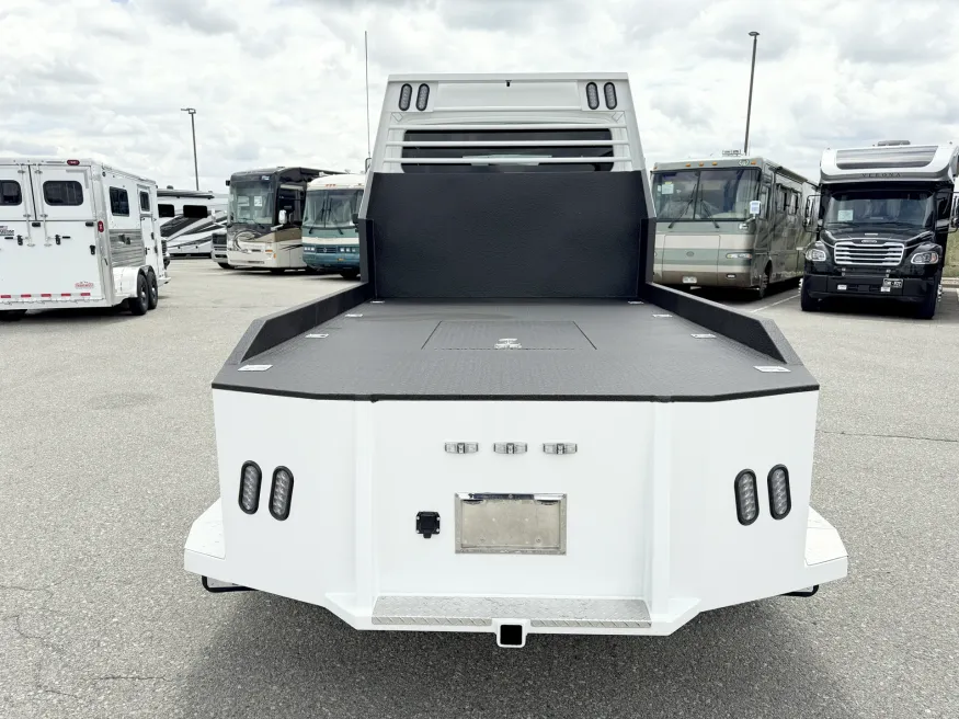 2023 Freightliner M2 112 Laredo Hauler | Photo 15 of 22