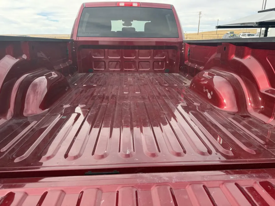 2024 RAM 2500 Big Horn | Photo 7 of 19