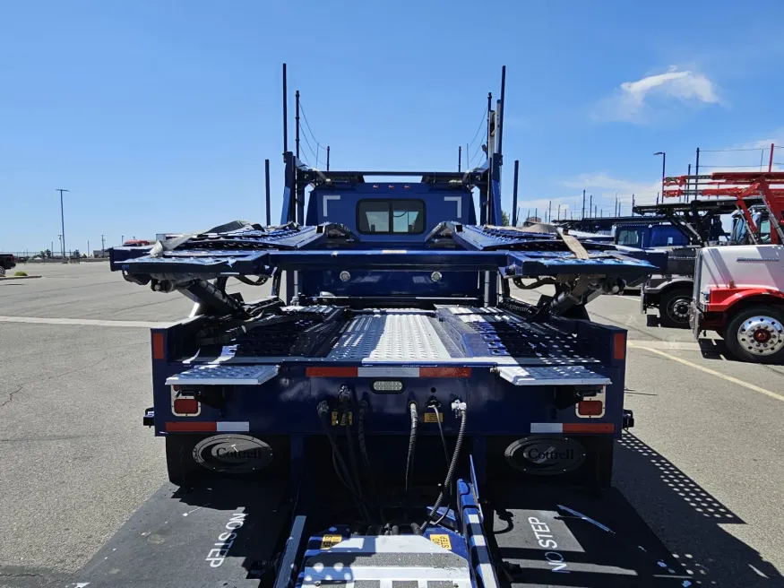 2019 Western Star 4900FA | Photo 7 of 34