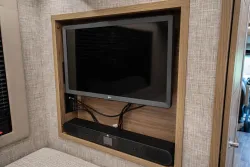 2026 Tiffin Wayfarer 25XLW | Thumbnail Photo 16 of 16