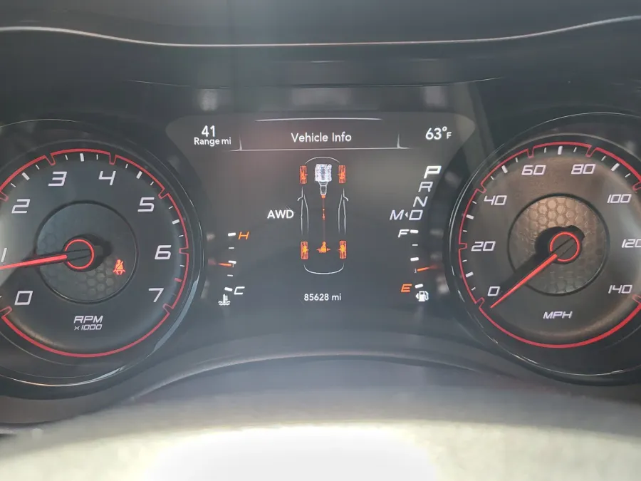 2018 Dodge Charger GT | Photo 19 of 35