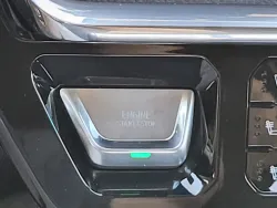 2026 GMC Sierra 3500HD Denali | Thumbnail Photo 17 of 25