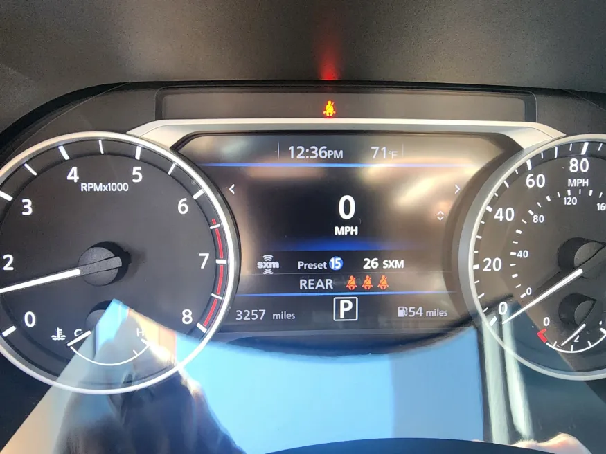 2024 Nissan Sentra SR | Photo 17 of 22