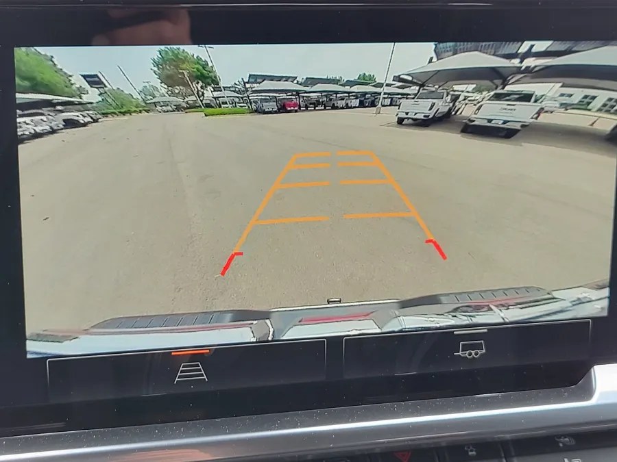 2026 GMC Sierra 1500 Elevation | Photo 15 of 24