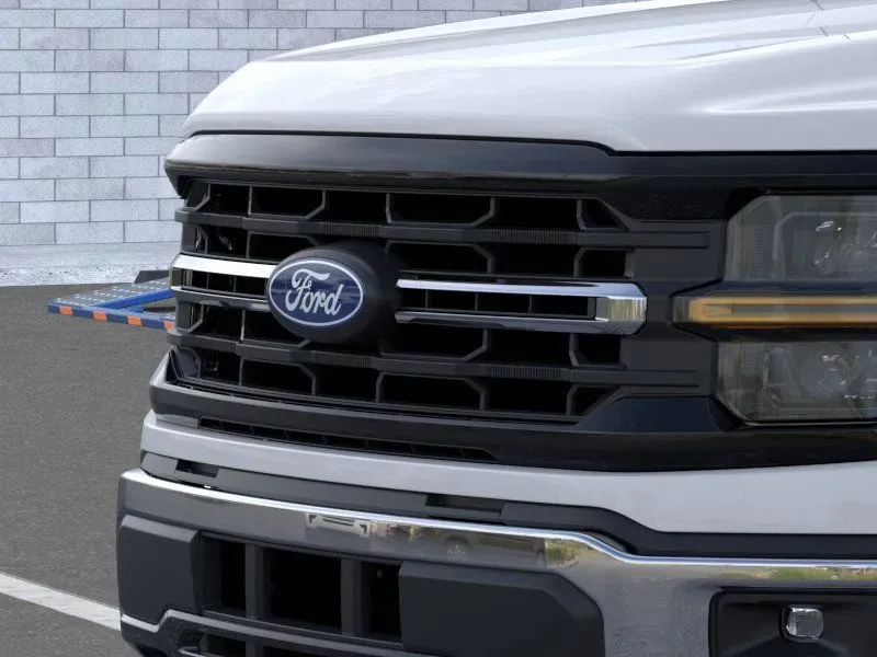 2026 Ford F-150 XLT | Photo 16 of 22